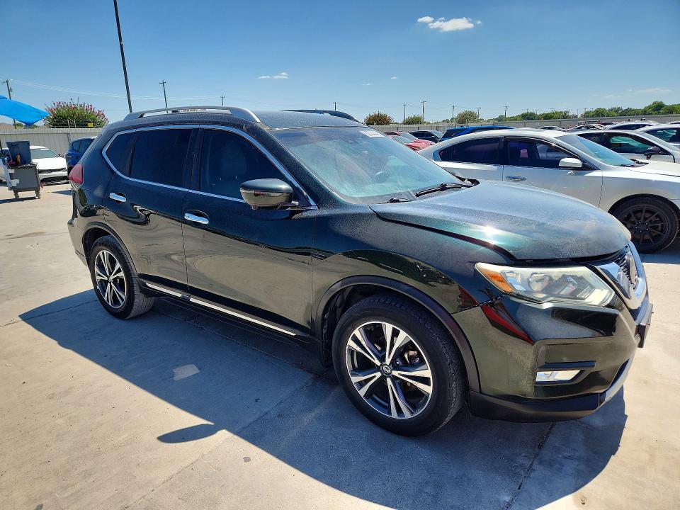 Продажа на аукционе авто 2018 Nissan Rogue, vin: 5N1AT2MT0JC797972, номер лота: 62744446