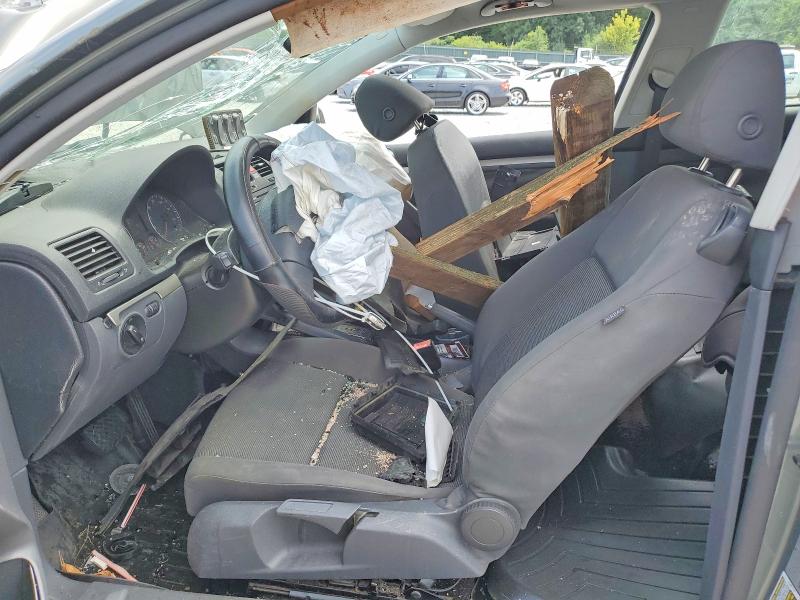 59333636 :رقم المزاد ، WVWBA71K98W077392 vin ، 2008 Volkswagen Rabbit مزاد بيع