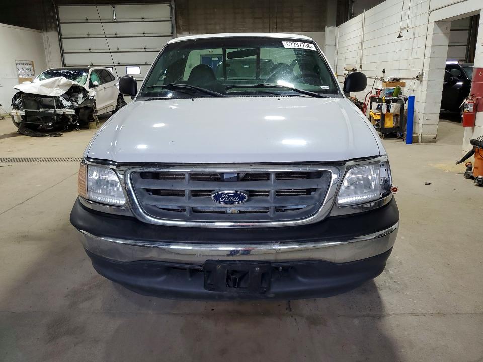 62297736 :رقم المزاد ، 2FTPF17L91CA64020 vin ، 2001 Ford F150 مزاد بيع