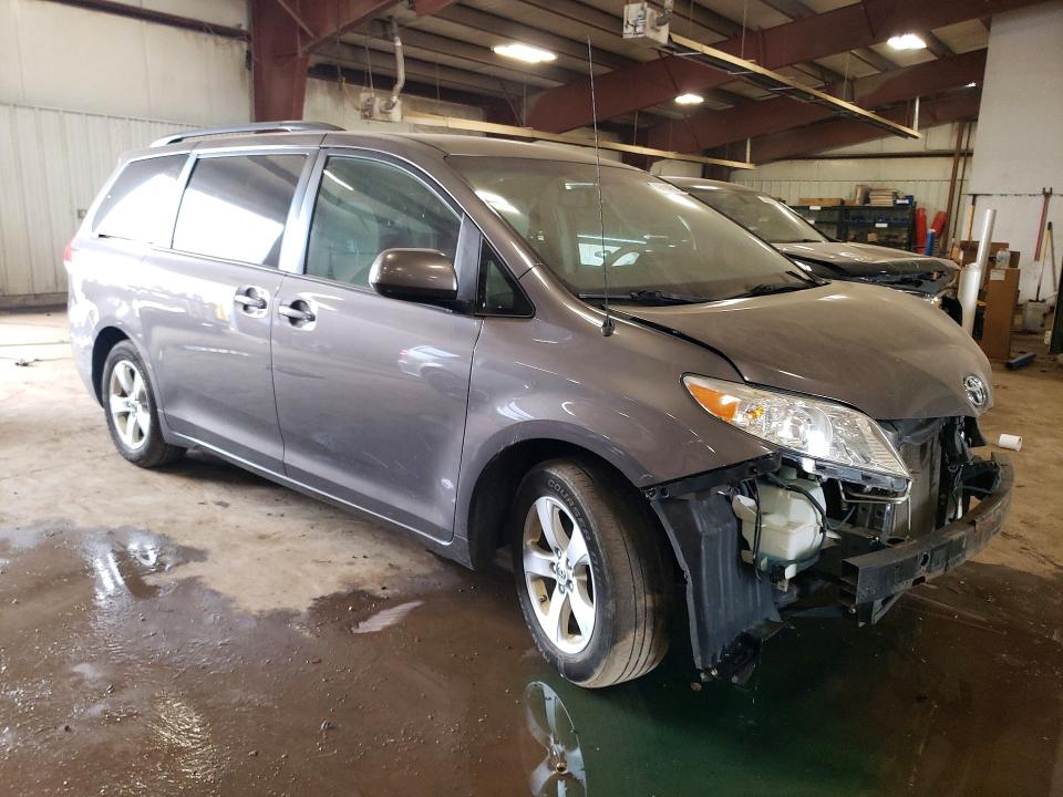Aukcja sprzedaży 2013 Toyota Sienna, vin: 5TDKK3DC5DS366175, numer aukcji: 61149636