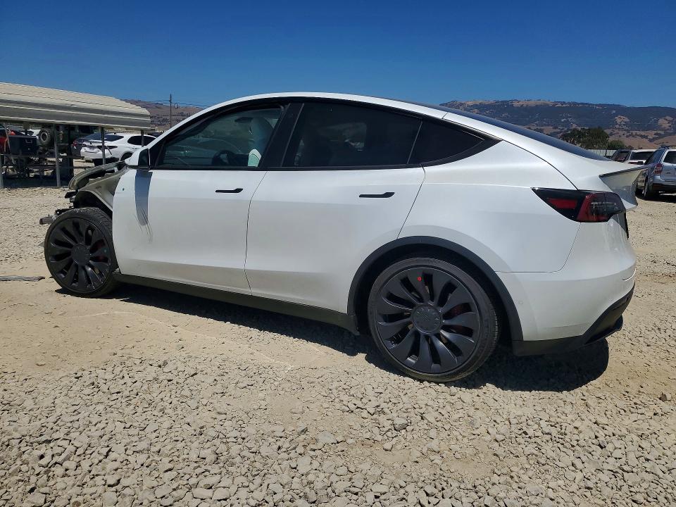 60081746 :رقم المزاد ، 5YJYGDEFXLF018806 vin ، 2020 Tesla Model Y مزاد بيع