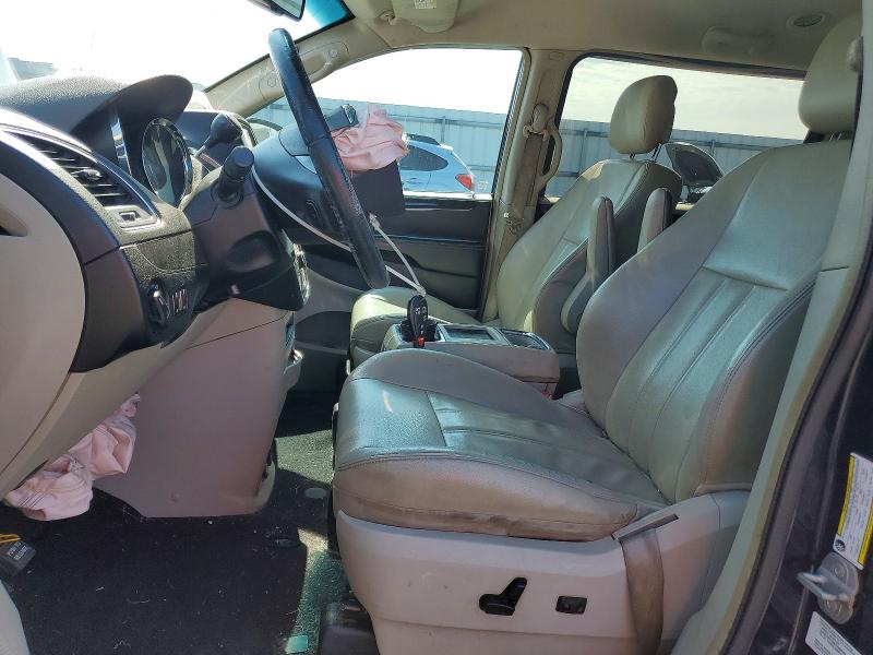 61851616 :رقم المزاد ، 2C4RC1BG1DR621600 vin ، 2013 Chrysler Town & Country مزاد بيع
