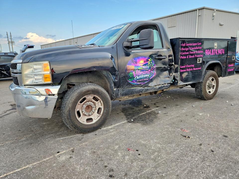 63643686 :رقم المزاد ، 1GB0CVCG9DF110856 vin ، 2013 Chevrolet Silverado مزاد بيع