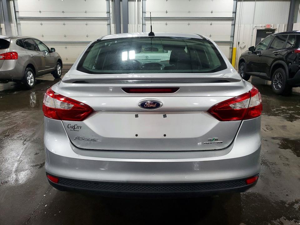60190296 :رقم المزاد ، 1FADP3F29DL271026 vin ، 2013 Ford Focus مزاد بيع