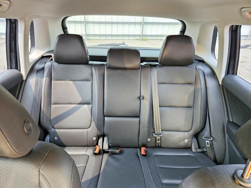 61591526 :رقم المزاد ، WVGAV7AXXHK023534 vin ، 2017 Volkswagen Tiguan مزاد بيع