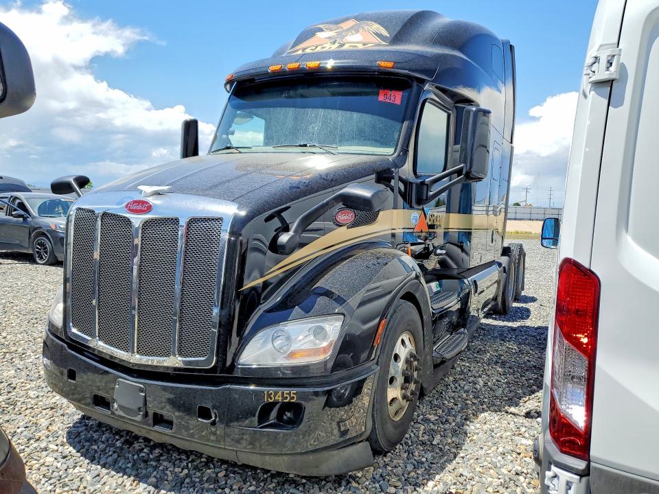 Продажа на аукционе авто 2021 Peterbilt 579, vin: 1XPBDP9X6MD747413, номер лота: 59018376