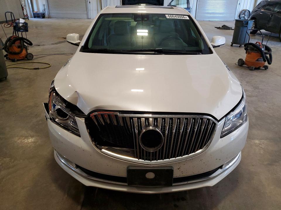 60645066 :رقم المزاد ، 1G4GE5G39FF218615 vin ، 2015 Buick Lacrosse مزاد بيع