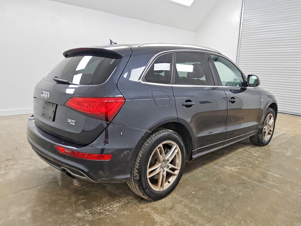 60618196 :رقم المزاد ، WA1DGAFP8EA062071 vin ، 2014 Audi Q5 مزاد بيع