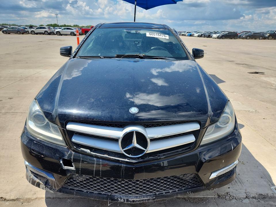 Продаж на аукціоні авто 2012 Mercedes-benz C, vin: WDDGJ4HBXCF749713, номер лоту: 60515476