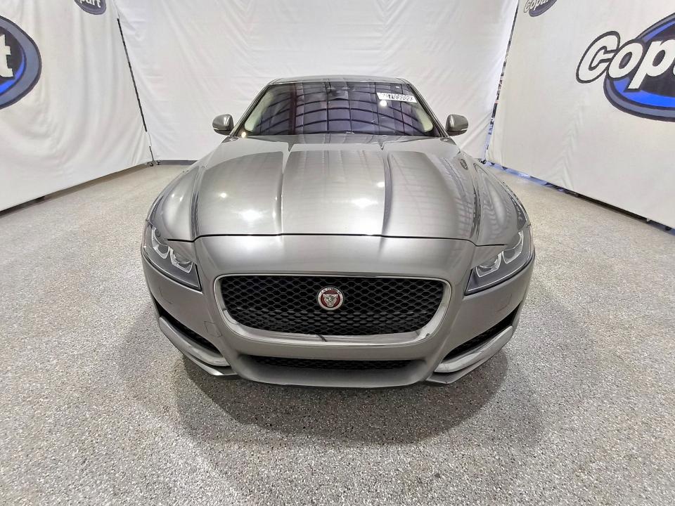 Продажа на аукционе авто 2017 Jaguar Xf, vin: SAJBD4BNXHCY36116, номер лота: 60705006