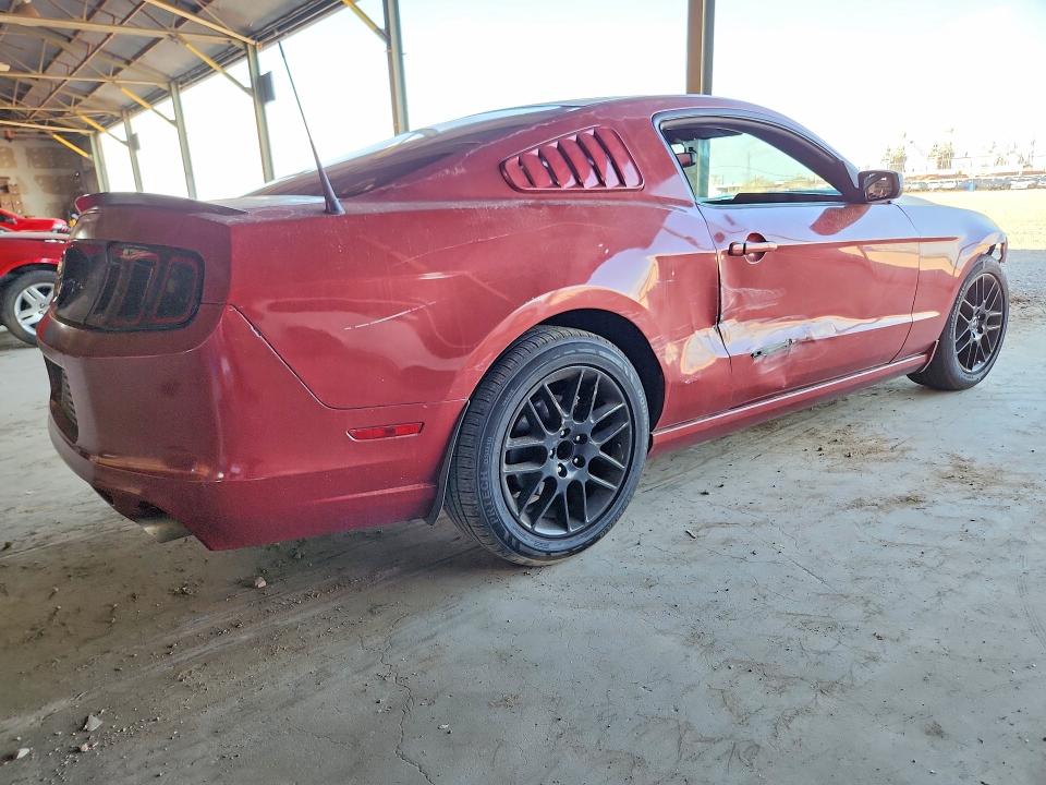 60931806 :رقم المزاد ، 1ZVBP8AM6E5270149 vin ، 2014 Ford Mustang مزاد بيع