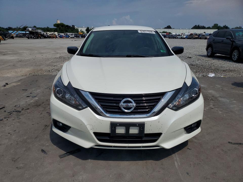 Продаж на аукціоні авто 2017 Nissan Altima, vin: 1N4AL3AP3HC271983, номер лоту: 63037896