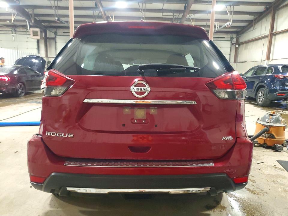 Продаж на аукціоні авто 2017 Nissan Rogue, vin: JN8AT2MV2HW275086, номер лоту: 61874696