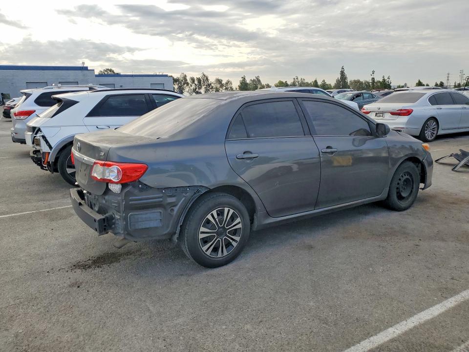 2011 Toyota Corolla მანქანა იყიდება აუქციონზე, vin: 2T1BU4EE3BC629625, აუქციონის ნომერი: 61841346