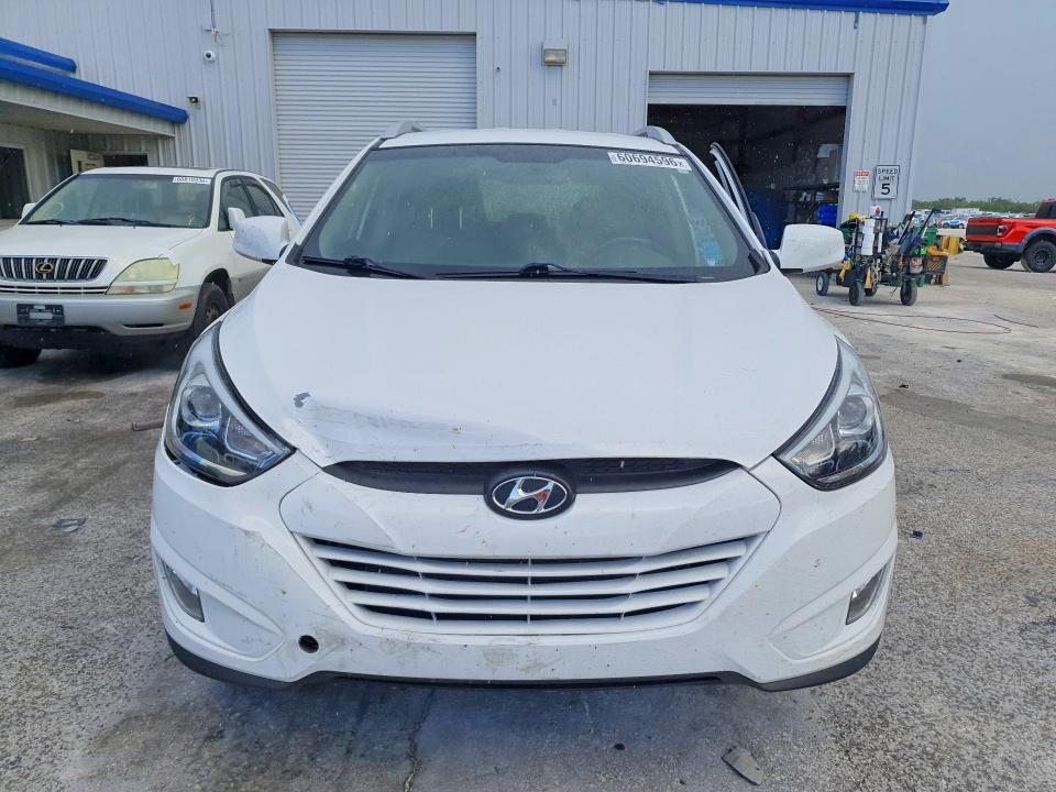 2015 Hyundai Tucson მანქანა იყიდება აუქციონზე, vin: KM8JU3AG1FU114172, აუქციონის ნომერი: 60694596