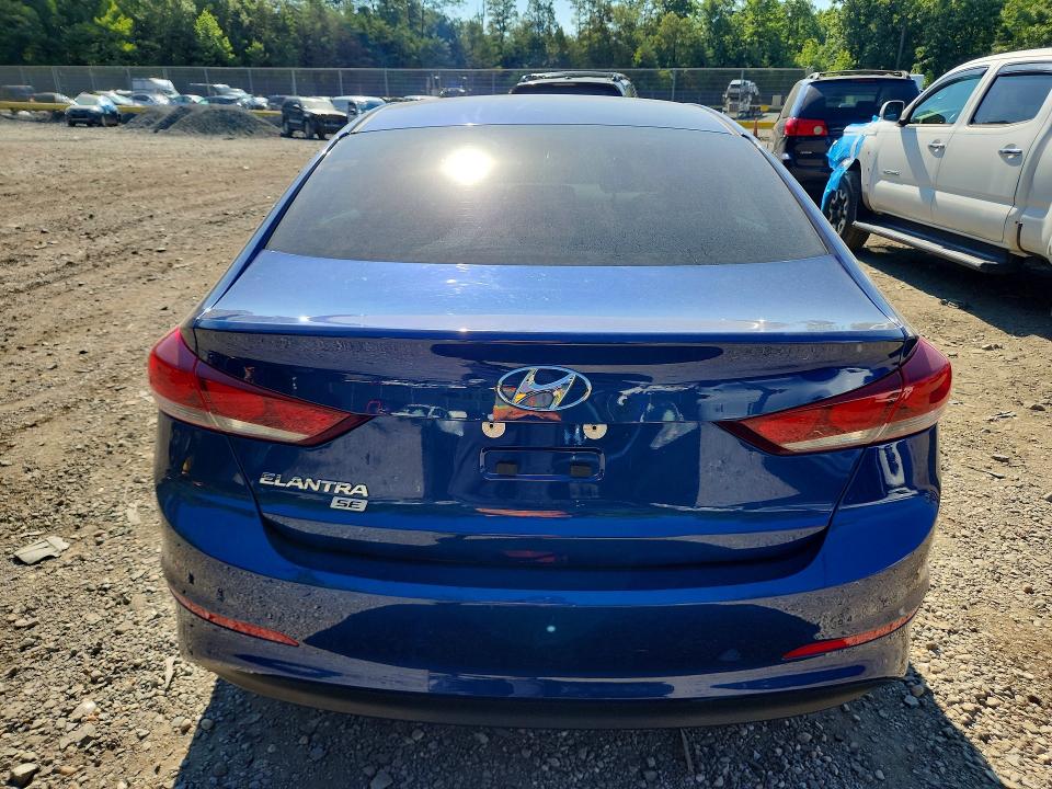 63254376 :رقم المزاد ، 5NPD74LF5JH291037 vin ، 2018 Hyundai Elantra مزاد بيع
