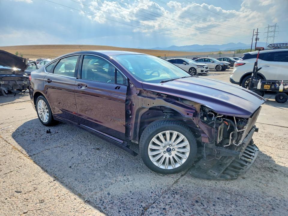 2013 Ford Fusion მანქანა იყიდება აუქციონზე, vin: 3FA6P0LU5DR263388, აუქციონის ნომერი: 63422476