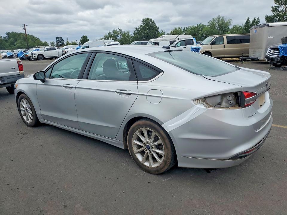 59653866 :رقم المزاد ، 3FA6P0H79HR111302 vin ، 2017 Ford Fusion مزاد بيع