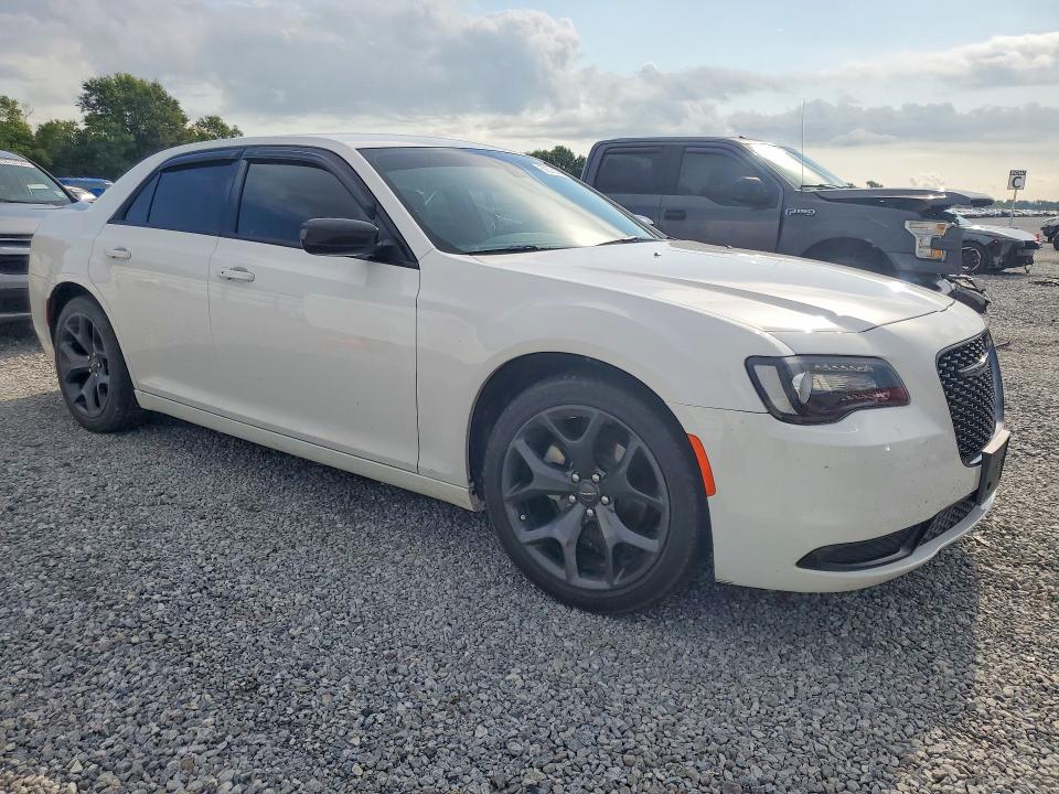 59875436 :رقم المزاد ، 2C3CCAAG0PH664864 vin ، 2023 Chrysler 300 مزاد بيع