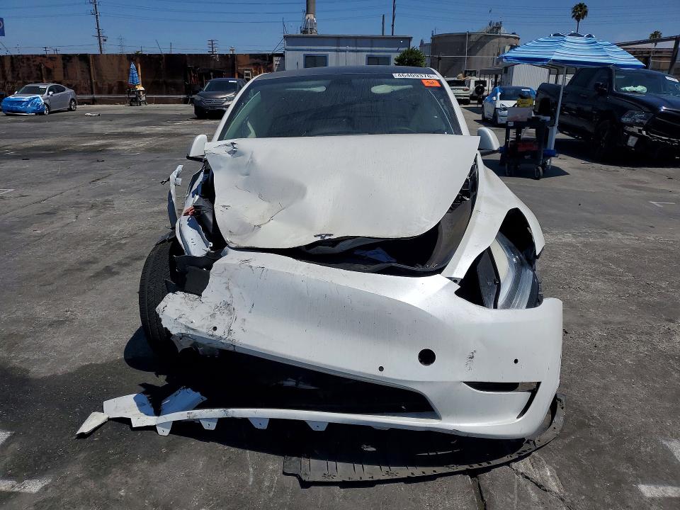 46409376 :رقم المزاد ، 7SAYGDEE8NF341166 vin ، 2022 Tesla Model Y مزاد بيع