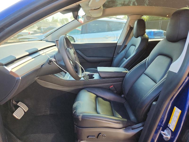 62414726 :رقم المزاد ، 7SAYGDEF3NF307550 vin ، 2022 Tesla Model Y مزاد بيع