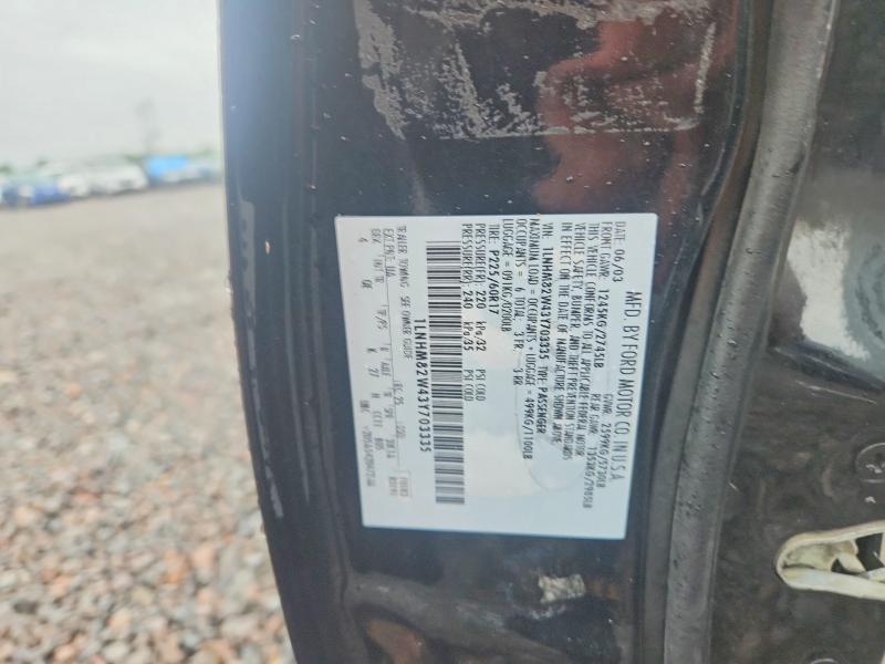 Продаж на аукціоні авто 2003 Lincoln Town Car, vin: 1LNHM82W43Y703335, номер лоту: 63212116