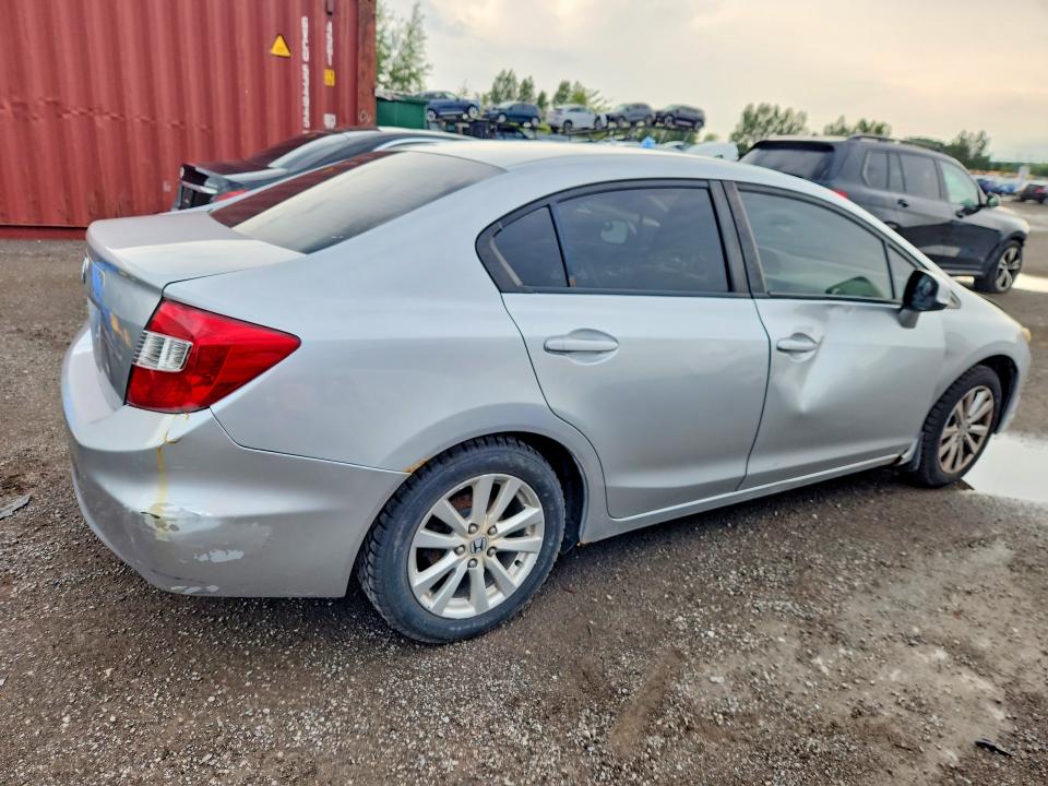 61088936 :رقم المزاد ، 2HGFB2F55CH111681 vin ، 2012 Honda Civic مزاد بيع