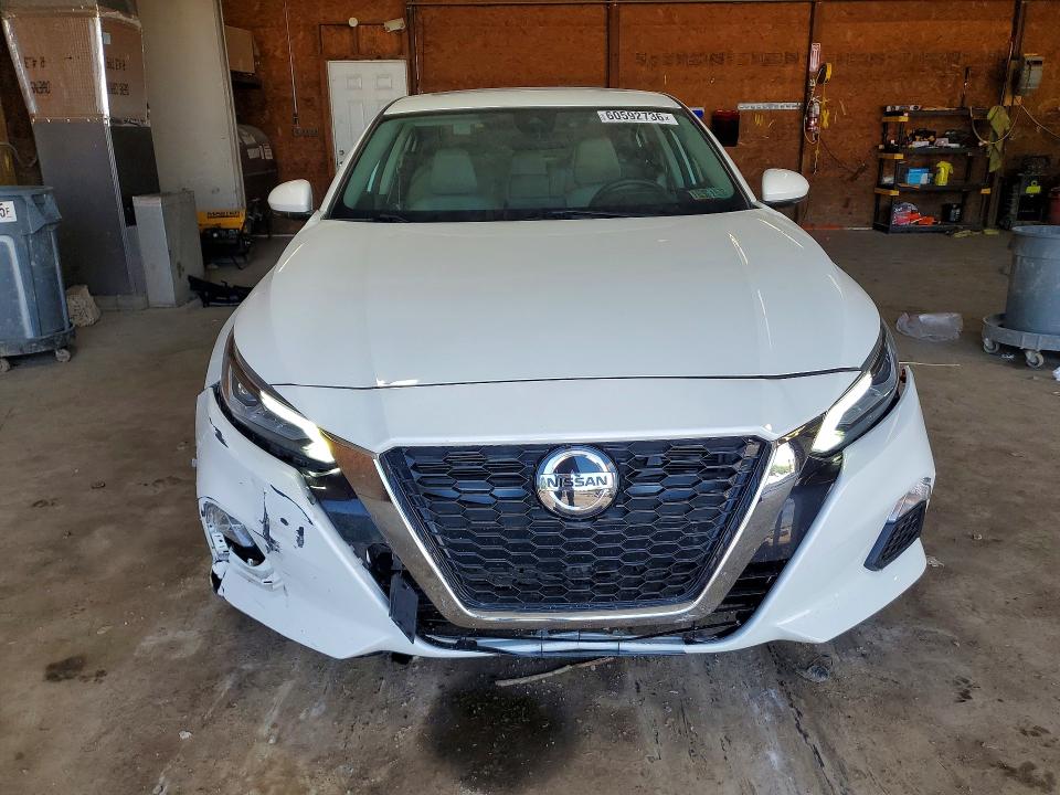 60592736 :رقم المزاد ، 1N4BL4DW5NN406944 vin ، 2022 Nissan Altima مزاد بيع