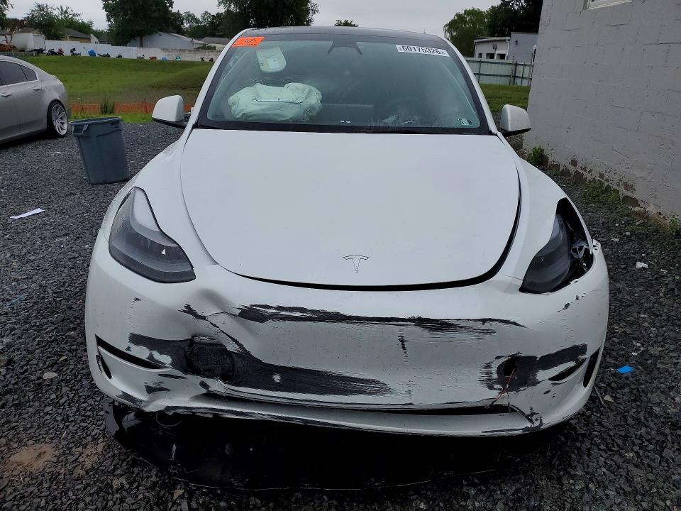 Продажа на аукционе авто 2023 Tesla Model Y, vin: 7SAYGDEE5PF687789, номер лота: 60175326