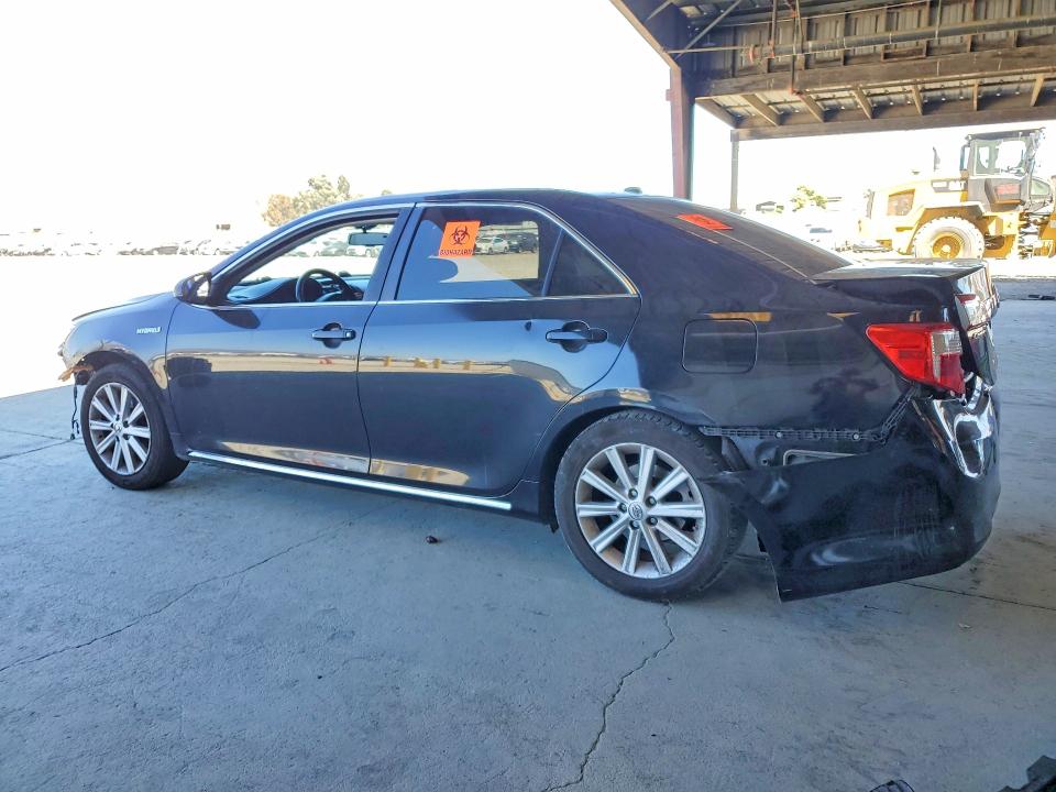 Продаж на аукціоні авто 2014 Toyota Camry Hybrid, vin: 4T1BD1FK4EU104868, номер лоту: 62512216