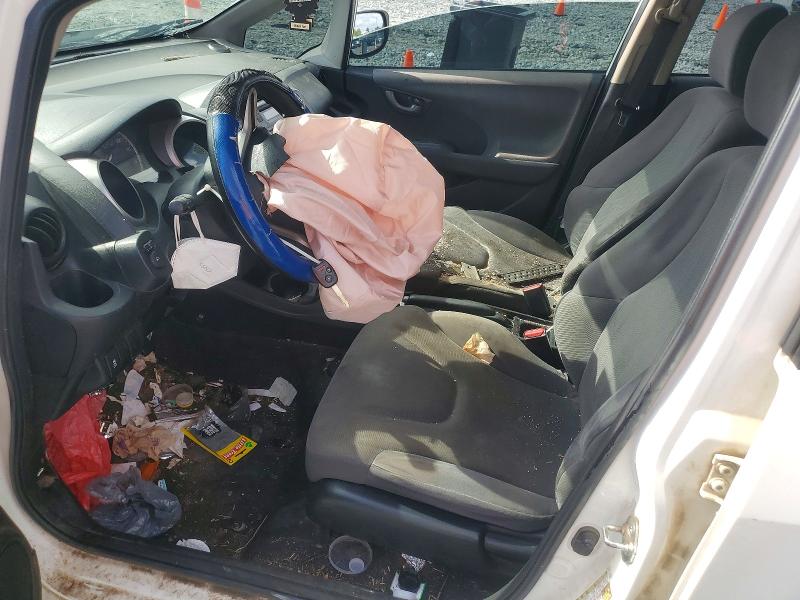 60811656 :رقم المزاد ، JHMGE8H36DC061613 vin ، 2013 Honda Fit مزاد بيع