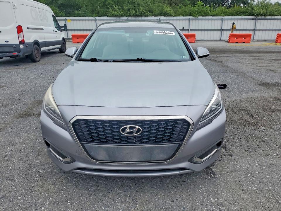 2016 Hyundai Sonata Hybrid მანქანა იყიდება აუქციონზე, vin: KMHE24L10GA015352, აუქციონის ნომერი: 59696256