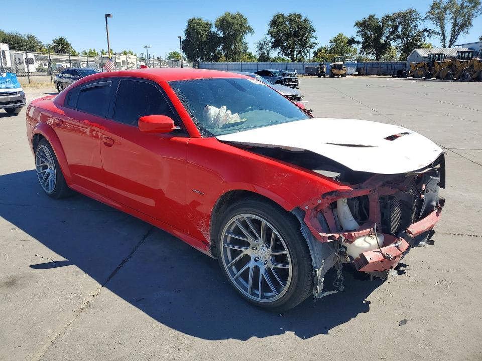 63502696 :رقم المزاد ، 2C3CDXCT0HH556420 vin ، 2017 Dodge Charger مزاد بيع
