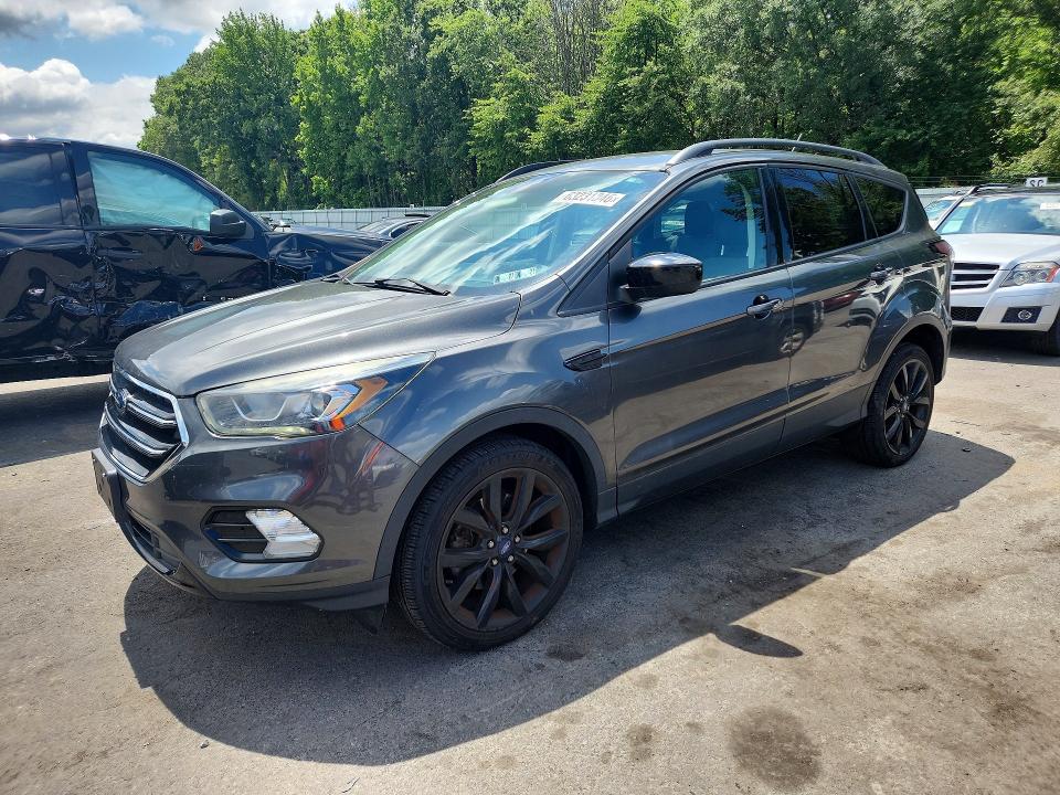 Продаж на аукціоні авто 2018 Ford Escape, vin: 1FMCU9GD3JUA59709, номер лоту: 63231346