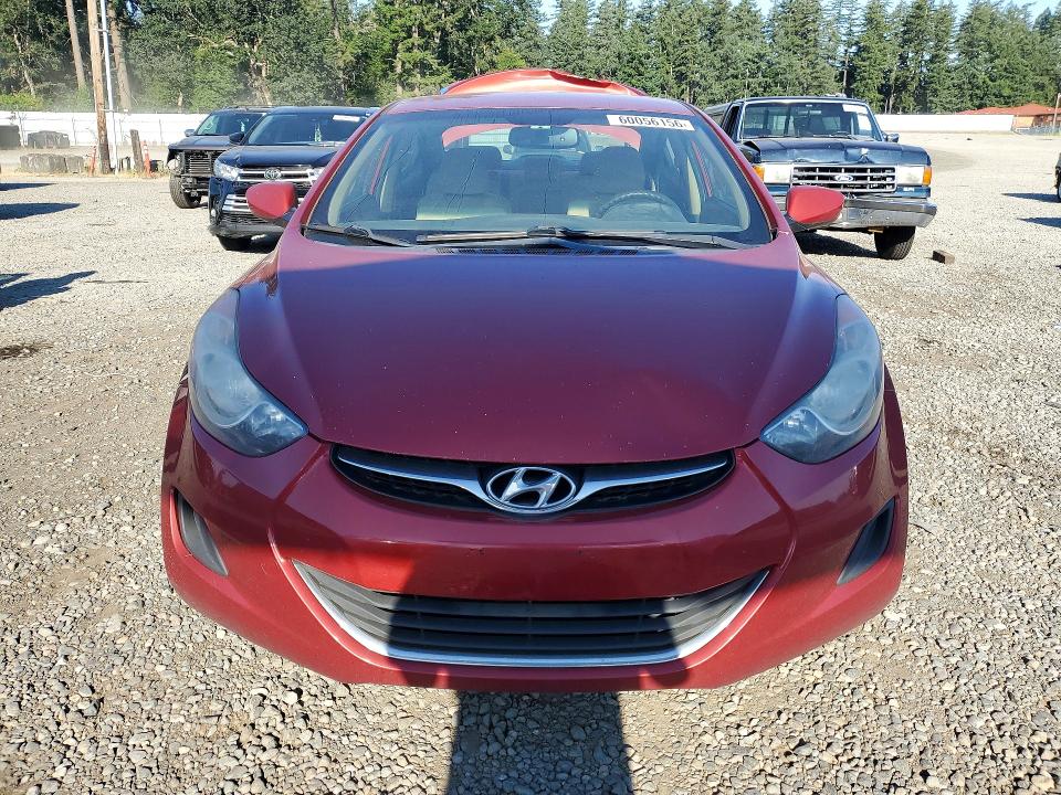 60056156 :رقم المزاد ، KMHDH4AE9DU638317 vin ، 2013 Hyundai Elantra مزاد بيع