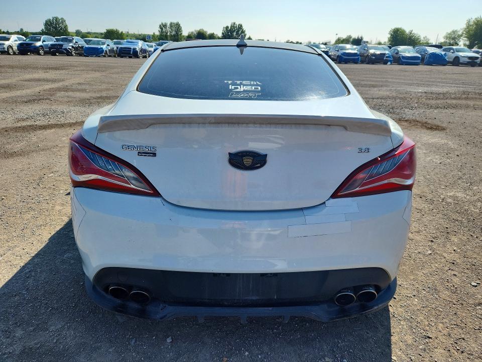 60709056 :رقم المزاد ، KMHHU6KH5AU033272 vin ، 2010 Hyundai Genesis Coupe مزاد بيع