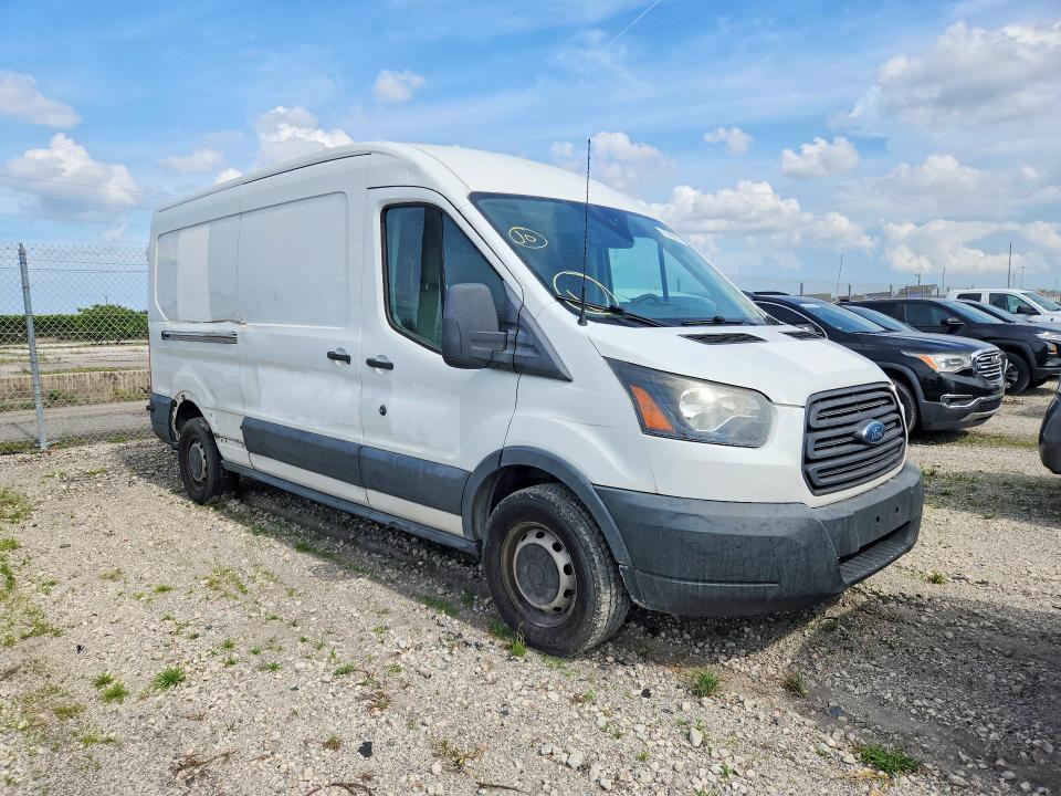 60483396 :رقم المزاد ، 1FTBW2CM0JKA13936 vin ، 2018 Ford Transit مزاد بيع