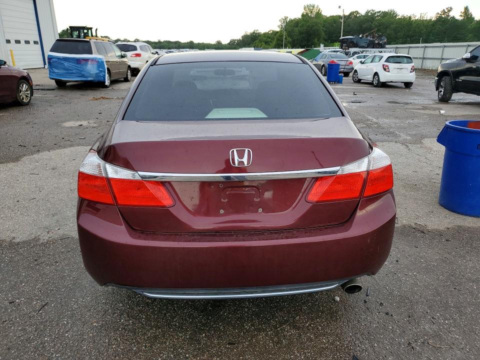 60003856 :رقم المزاد ، 1HGCR2F37FA021139 vin ، 2015 Honda Accord مزاد بيع