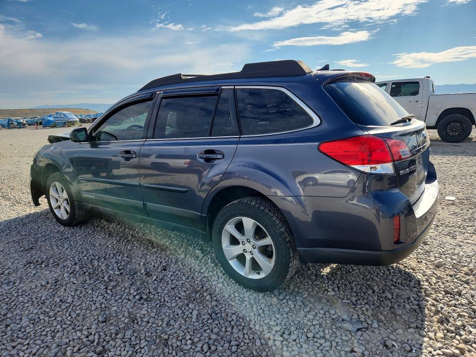 62521846 :رقم المزاد ، 4S4BRBCC1E3228087 vin ، 2014 Subaru Outback مزاد بيع
