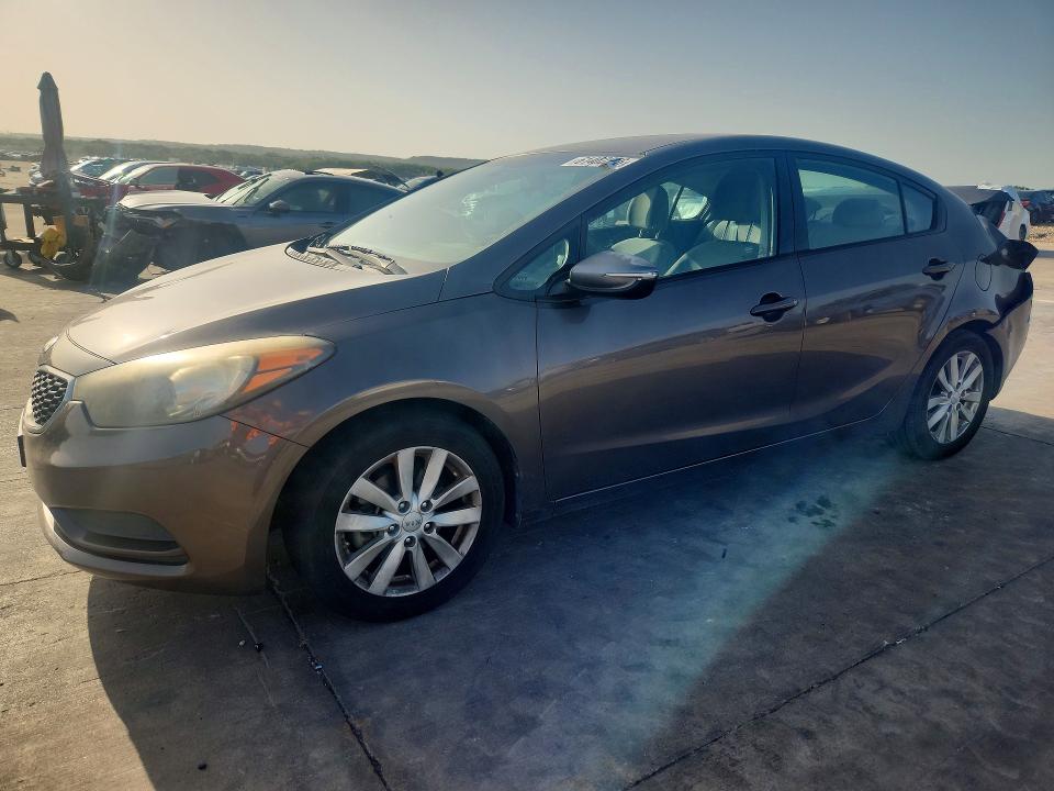 61402546 :رقم المزاد ، KNAFX4A67E5089380 vin ، 2014 Kia Forte مزاد بيع