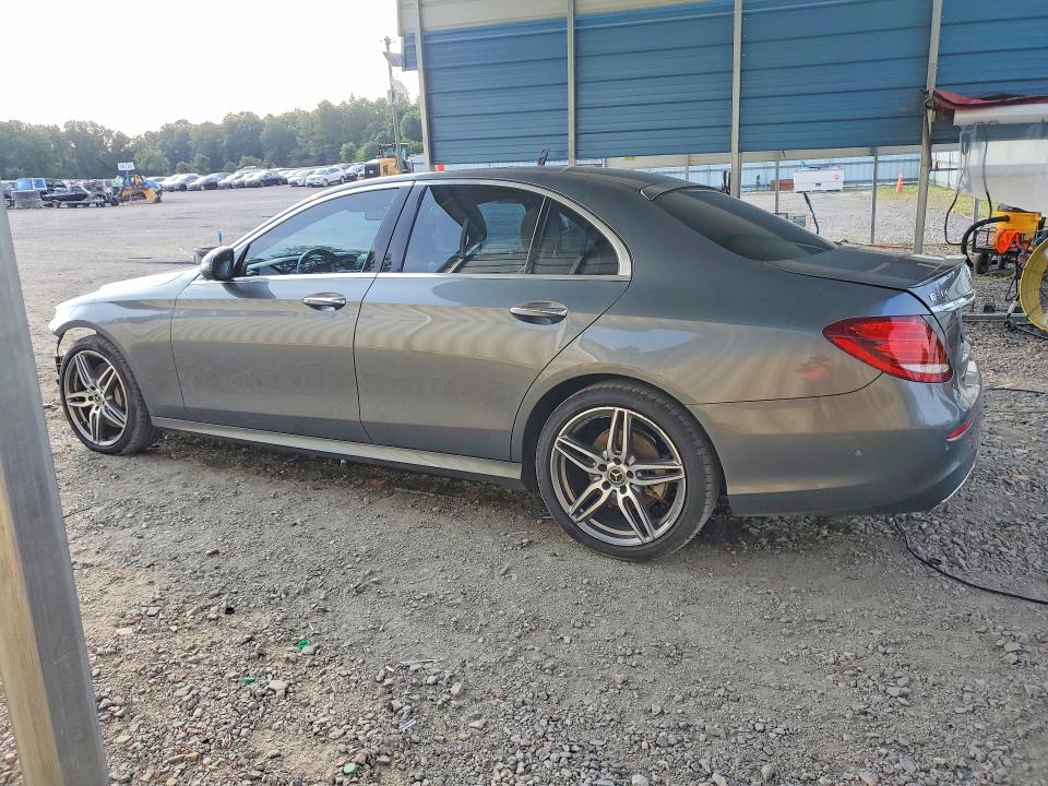 Продаж на аукціоні авто 2019 Mercedes-benz E, vin: WDDZF4KBXKA592666, номер лоту: 61569906