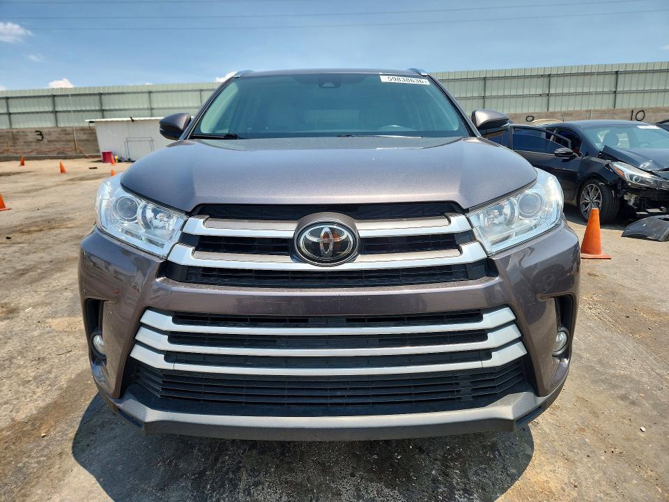 Продаж на аукціоні авто 2019 Toyota Highlander, vin: 5TDJZRFH6KS581595, номер лоту: 59838636