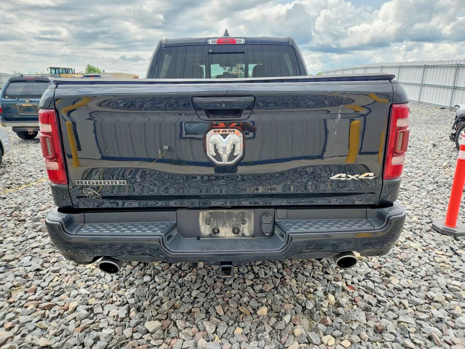 61861256 :رقم المزاد ، 1C6SRFFT9LN334576 vin ، 2020 Ram 1500 مزاد بيع
