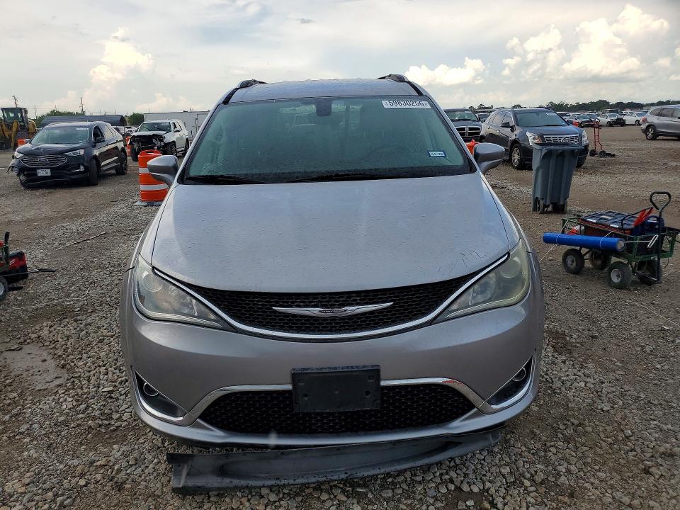 Продажа на аукционе авто 2017 Chrysler Pacifica, vin: 2C4RC1EG7HR739751, номер лота: 59830256