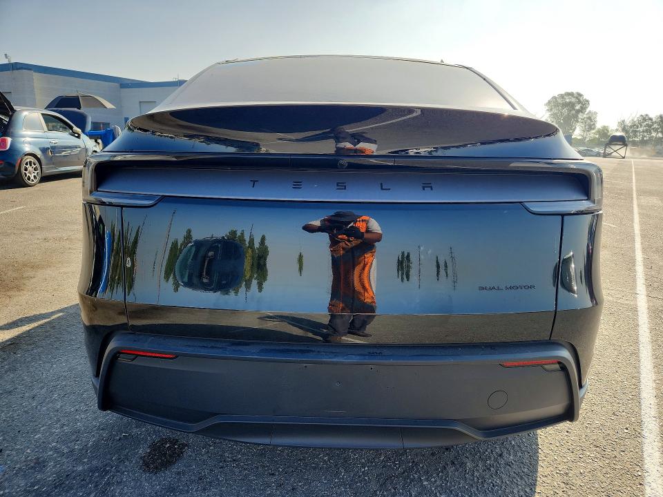 2026 Tesla Model Y მანქანა იყიდება აუქციონზე, vin: 7SAYGDEE0TF575296, აუქციონის ნომერი: 62887286