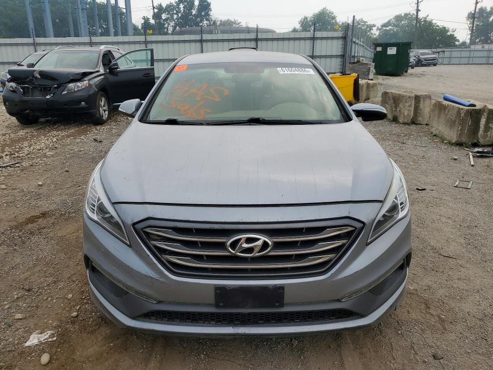 61604886 :رقم المزاد ، 5NPE34AF0FH032899 vin ، 2017 Hyundai Sonata مزاد بيع