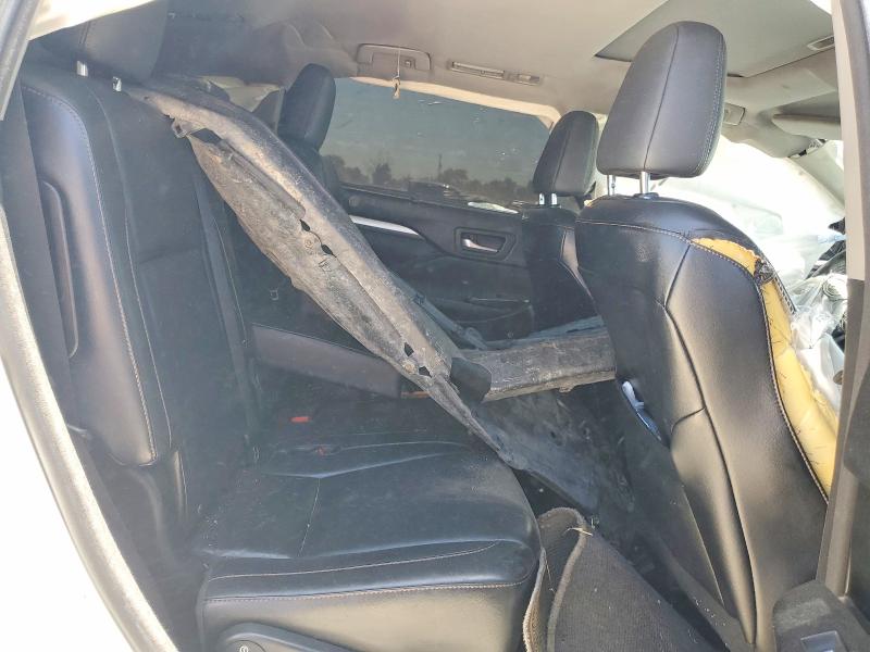 60512866 :رقم المزاد ، 5TDKKRFHXFS113545 vin ، 2015 Toyota Highlander مزاد بيع