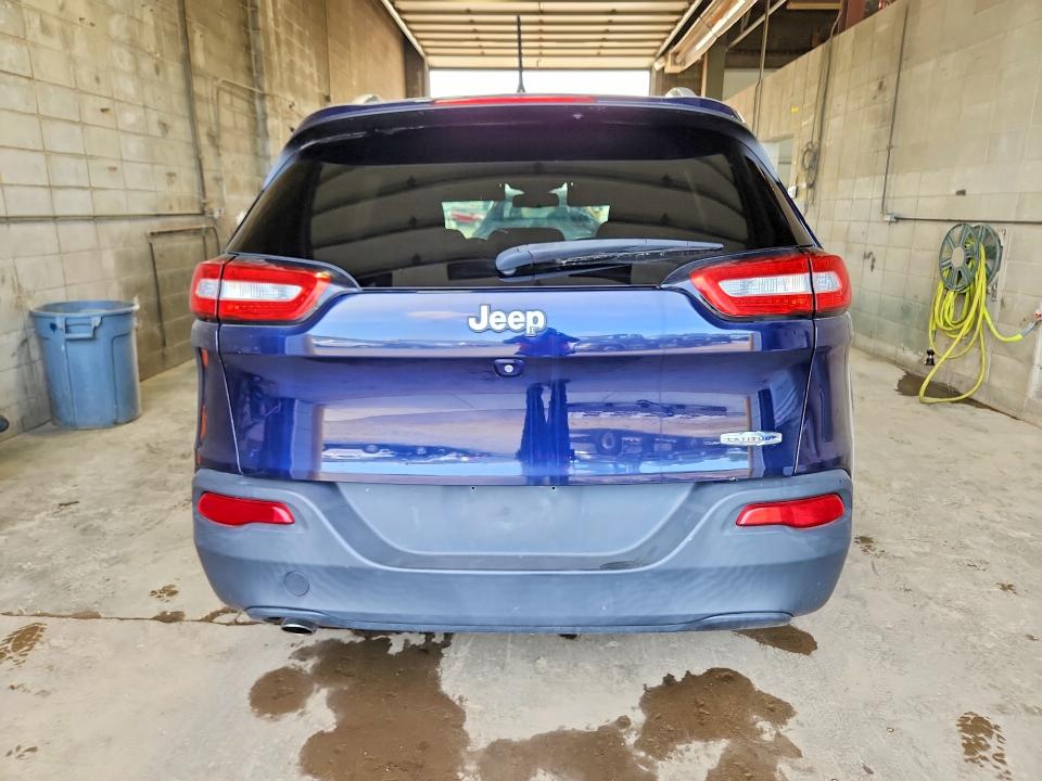 Продаж на аукціоні авто 2015 Jeep Cherokee, vin: 1C4PJLCB1FW759806, номер лоту: 60929056