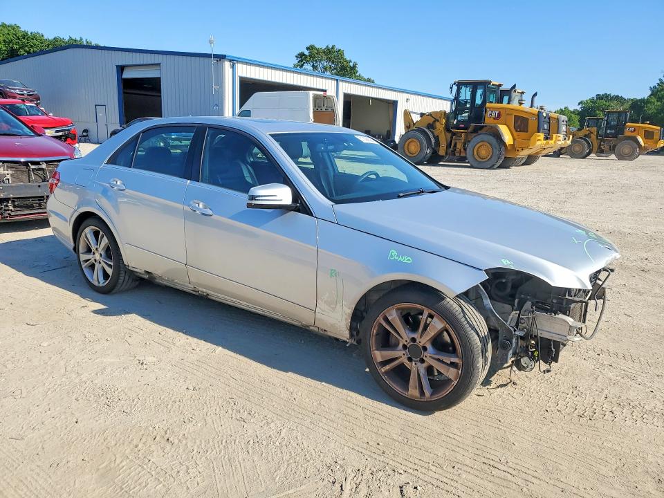 Продажа на аукционе авто 2013 Mercedes-benz E, vin: WDDHF5KB4DA727175, номер лота: 61008606