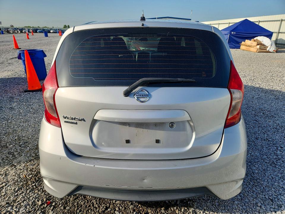 63027706 :رقم المزاد ، 3N1CE2CP2HL357491 vin ، 2017 Nissan Versa Note مزاد بيع